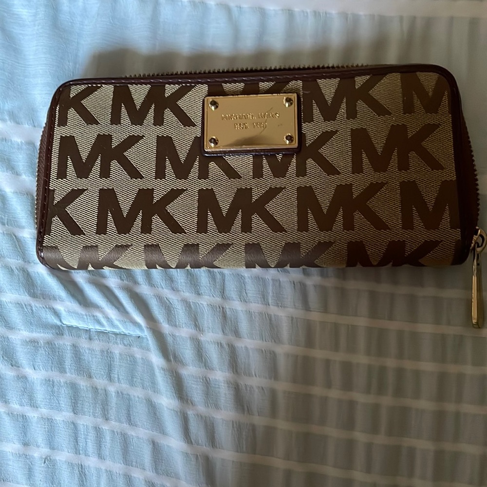 Michael kors bag and wallet